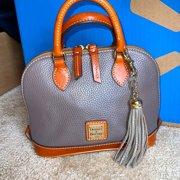 Dooney & Bourke Handbags - Beautiful Dooney & Bourke small grey dome satchel w/red interior